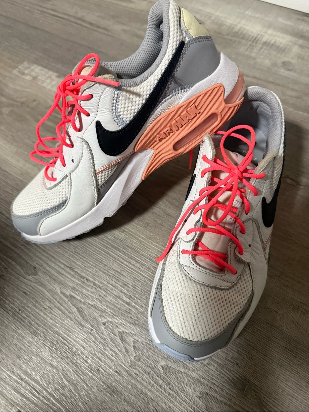 Nike Women's - Air Max